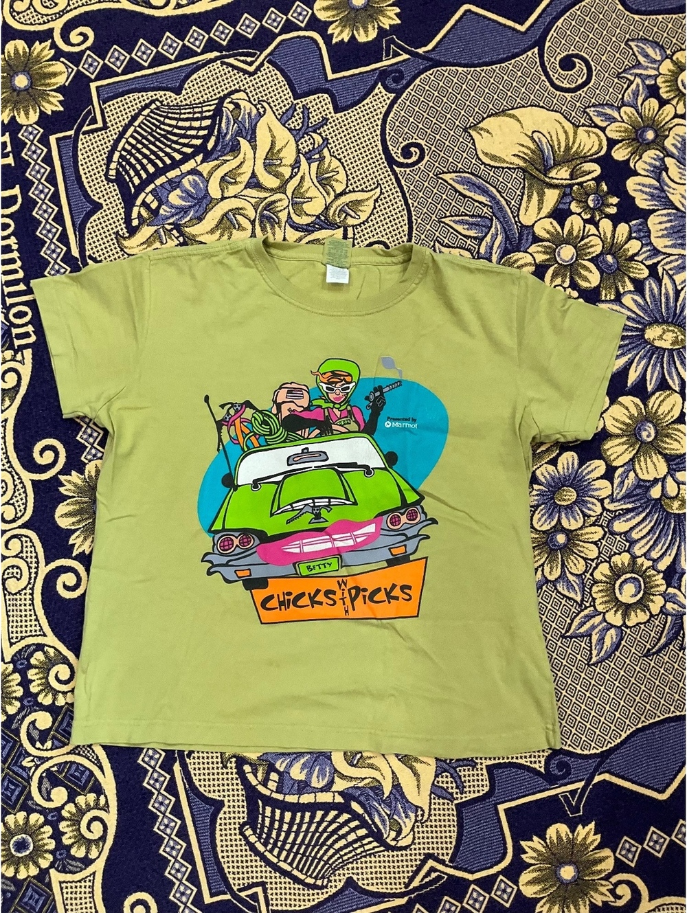 ‘Chicks with Picks’ 90s Vegas Show Cotton Graphic T-Shirt